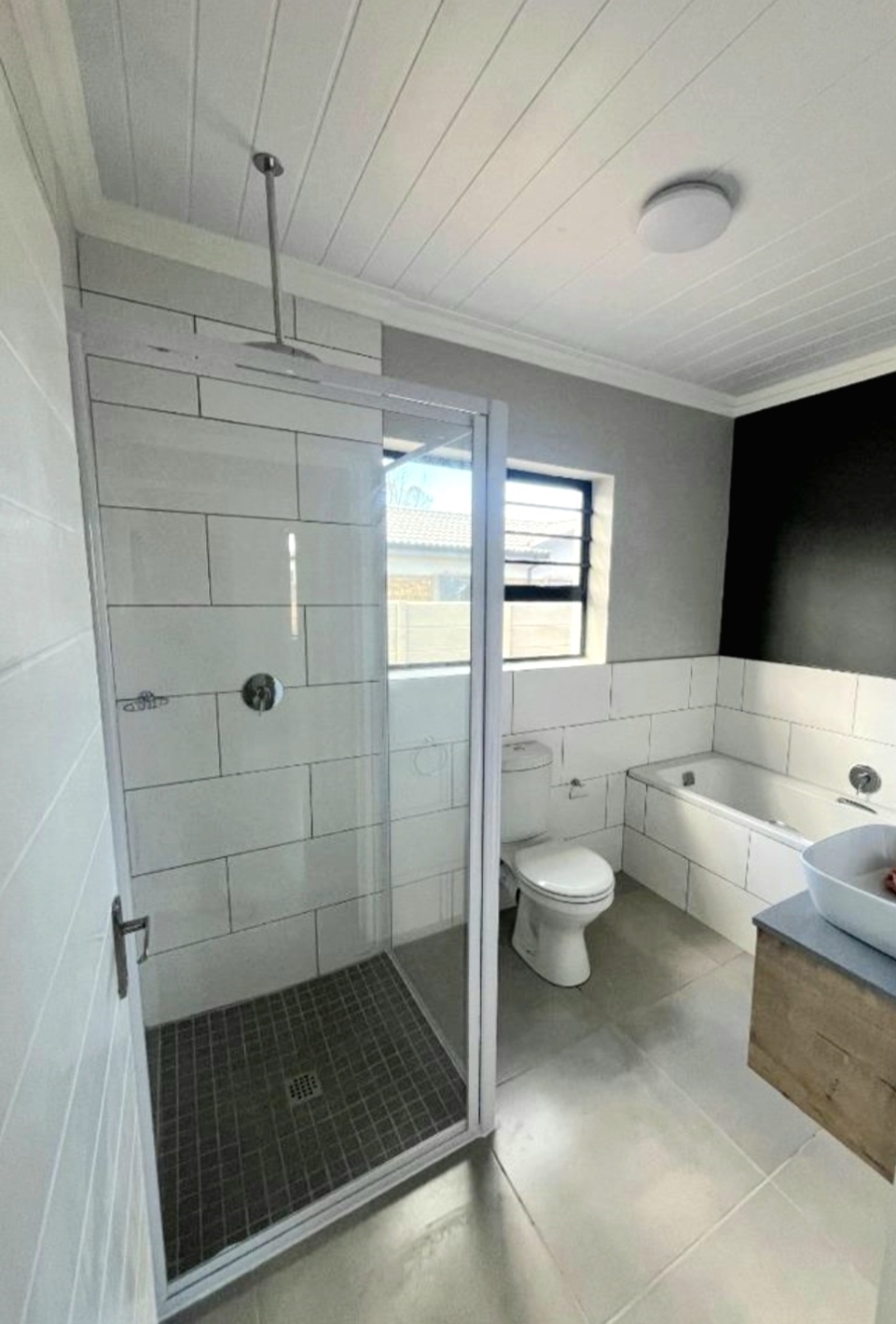 3 Bedroom Property for Sale in Fairview Eastern Cape